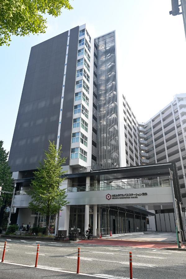 Hearts Capsule Hotel & Spa Hakata Фукуока Екстер'єр фото